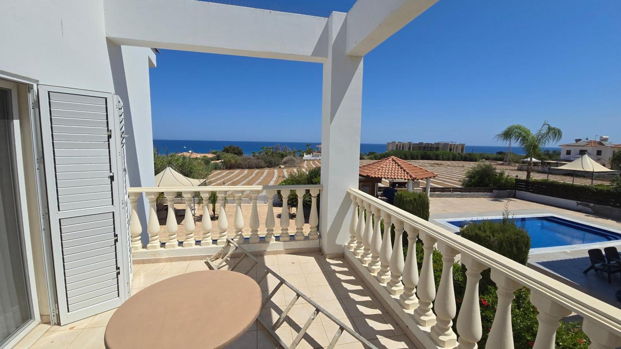 Villa Dafni Paralimni Exteriör bild